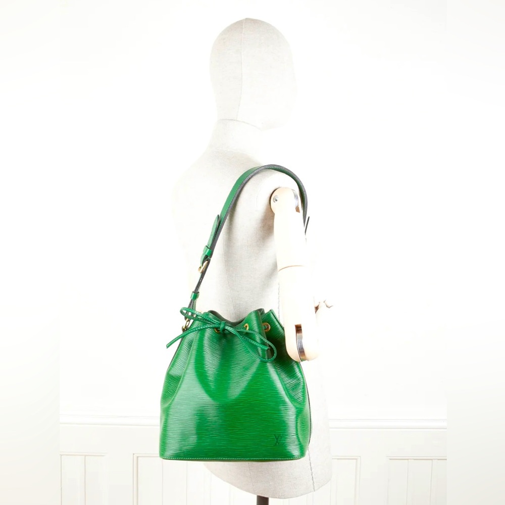 LOUIS VUITTON Petit Bag Noe Epi Green - Picture 1 of 5